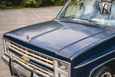 1985 Chevrolet C10 Suburban