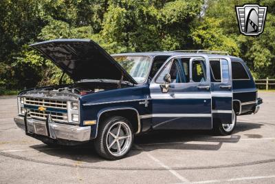 1985 Chevrolet C10 Suburban