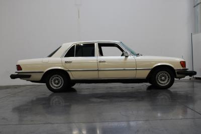 1980 Mercedes - Benz 300