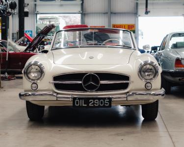 1961 Mercedes - Benz 190SL