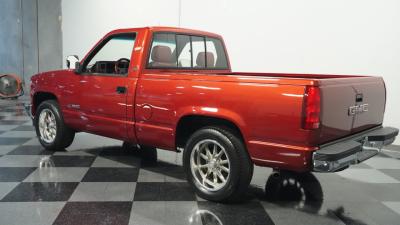 1989 GMC Sierra 1500 LS2 Restomod