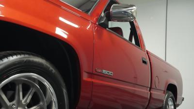 1989 GMC Sierra 1500 LS2 Restomod