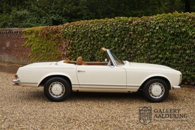 1970 Mercedes - Benz SL 280 Pagode