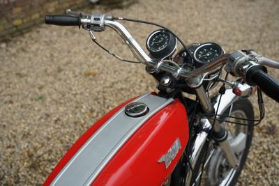 1975 BSA lightning 650