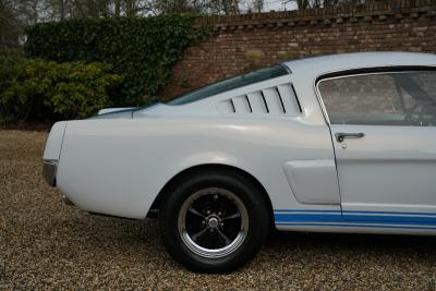 1965 Ford Mustang 289 V8 Fastback