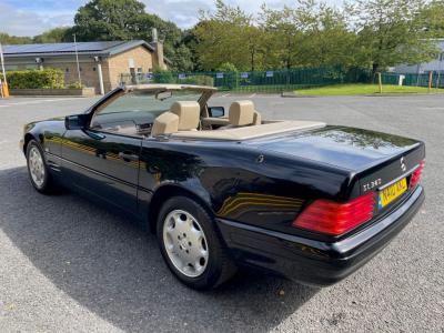 1995 Mercedes - Benz SL320