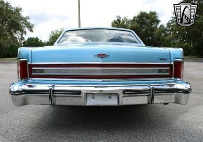 1977 Lincoln Town Coupe