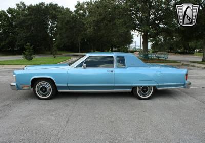 1977 Lincoln Town Coupe