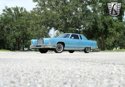 1977 Lincoln Town Coupe