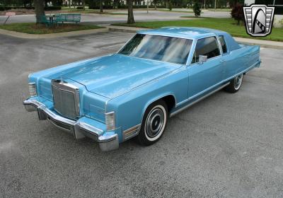 1977 Lincoln Town Coupe