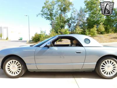 2005 Ford Thunderbird