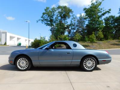 2005 Ford Thunderbird