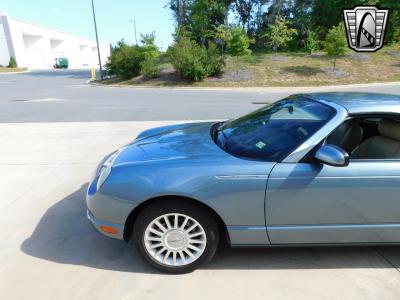 2005 Ford Thunderbird