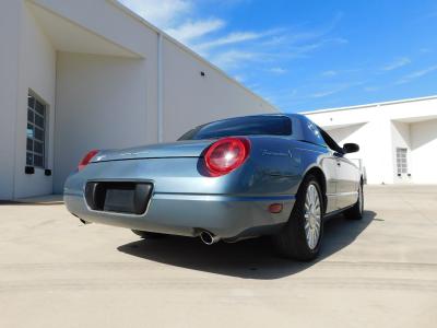 2005 Ford Thunderbird