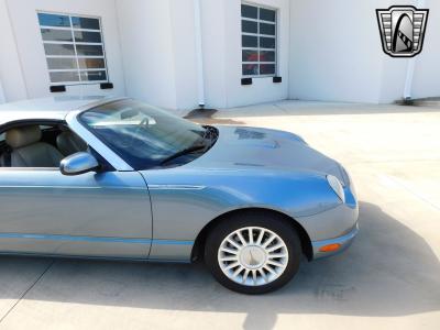 2005 Ford Thunderbird