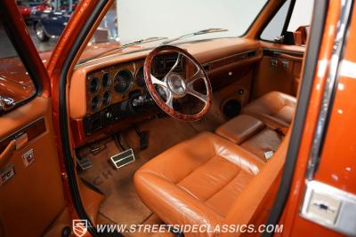 1986 Chevrolet C10 6.2L LT1 Restomod