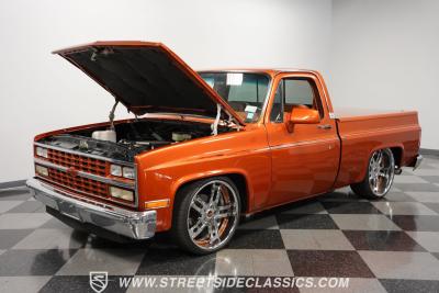 1986 Chevrolet C10 6.2L LT1 Restomod