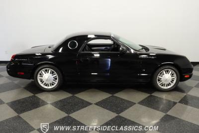 2003 Ford Thunderbird