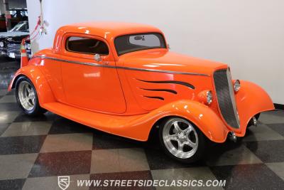 1933 Ford 3-Window Coupe