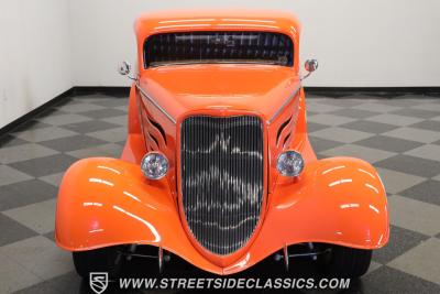 1933 Ford 3-Window Coupe