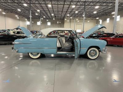 1951 Ford Victoria