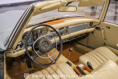 1968 Mercedes - Benz 280SL