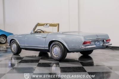 1968 Mercedes - Benz 280SL