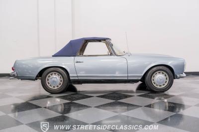 1968 Mercedes - Benz 280SL