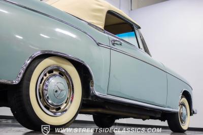 1959 Mercedes - Benz 220S Cabriolet