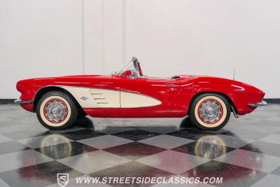 1961 Chevrolet Corvette Fuelie Convertible