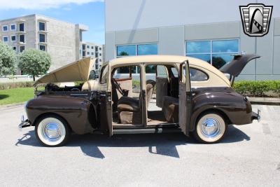 1940 Plymouth P10 Deluxe