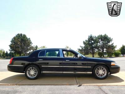 2011 Lincoln Town Car