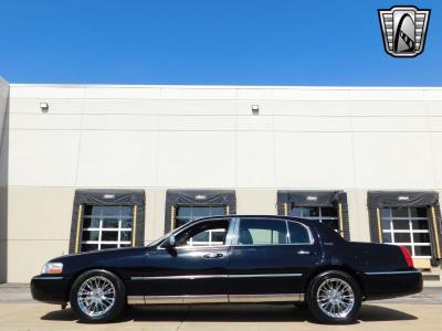 2011 Lincoln Town Car