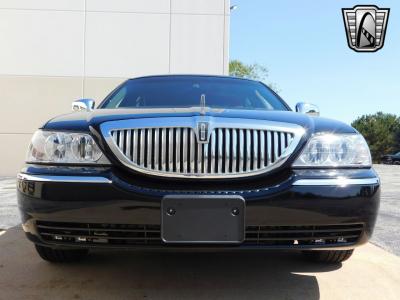 2011 Lincoln Town Car