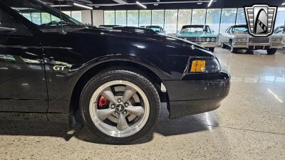 2001 Ford Mustang