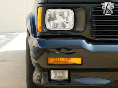 1992 GMC Typhoon