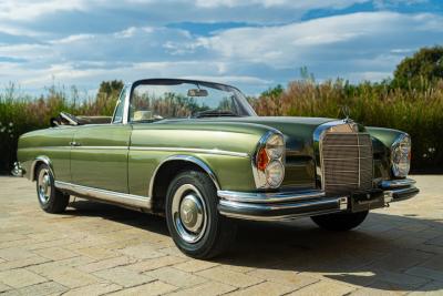 1964 Mercedes - Benz 220 SE CABRIOLET