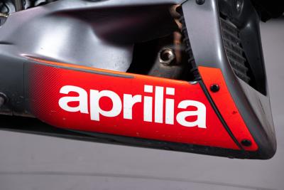 2005 Aprilia TUONO V2 1000