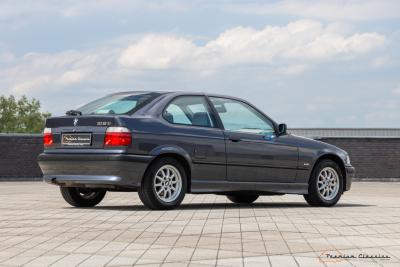 1997 BMW 318ti E36