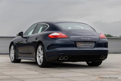 2010 Porsche Panamera 4S