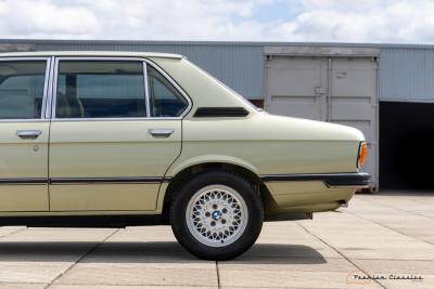 1980 BMW 520 E12