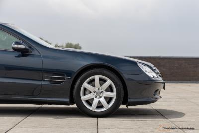 2002 Mercedes - Benz SL500 R230