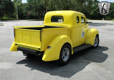 1946 Ford Custom