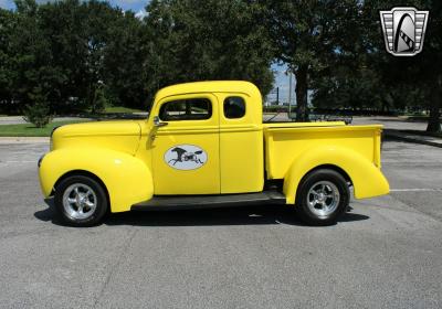 1946 Ford Custom