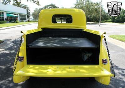 1946 Ford Custom