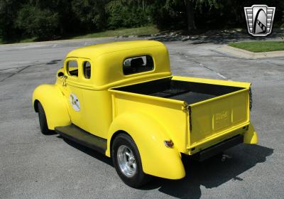 1946 Ford Custom