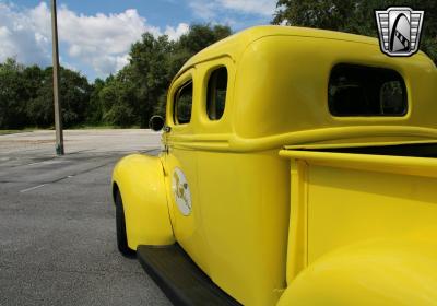 1946 Ford Custom