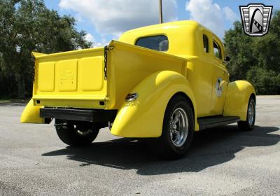 1946 Ford Custom