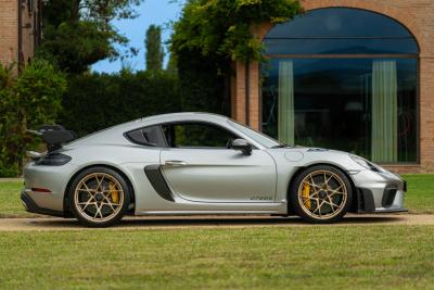 2024 Porsche CAYMAN 718 GT4 RS &ldquo;weissach&rdquo;