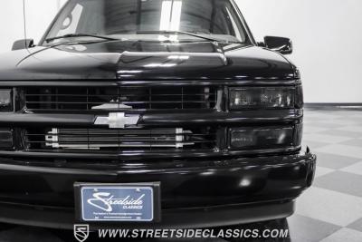 1998 Chevrolet Tahoe LT4 Supercharged Restomod